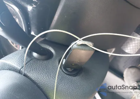 2013 Volkswagen Beetle 2.5L Entry из США, поврежденный, VIN 3VWFP7AT9DM662473